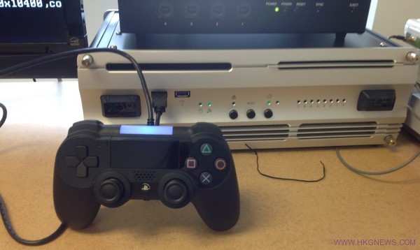 PS4開法機手制照片曝光！帶觸摸板揚聲器麥克接口